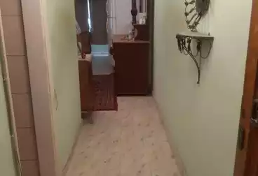 عقارات للبيع - 3 غرف - بالدور 0
