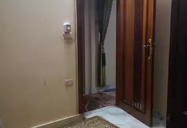 منزل / بيت للبيع - 6 غرف