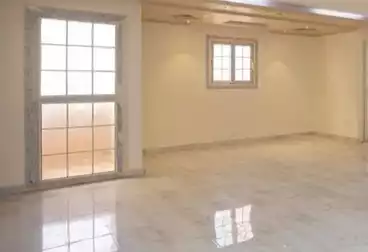 مكاتب للإيجار - 3 غرف - بالدور 7