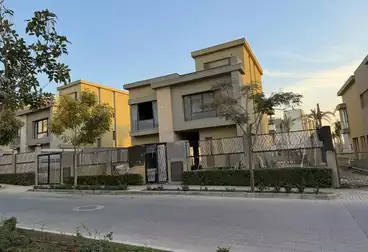 Villas For sale - 4 rooms
