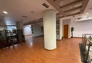 برج تجاري للبيع