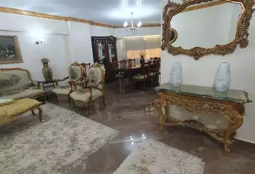 Apartments For sale - 4 rooms - floor 1