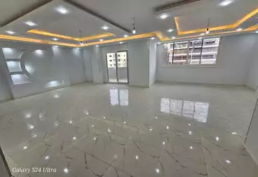 Administrative For rent - 4 rooms - floor 6