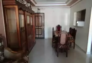 شقق مفروشة للبيع - 3 غرف - بالدور 5