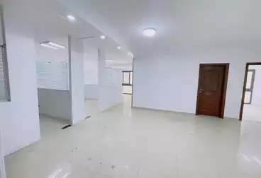 Offices For rent - 5 rooms - floor 4