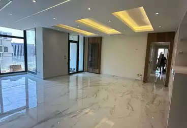 شقق للبيع - 3 غرف - بالدور 3