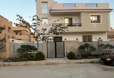 Villas For sale - 7 rooms