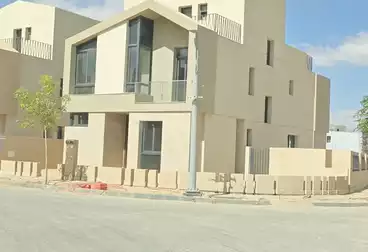 Villas For sale - 4 rooms