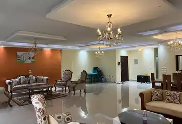 عقارات للإيجار - 6 غرف