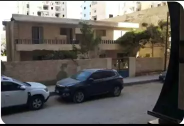 House / Home For sale - 3 rooms