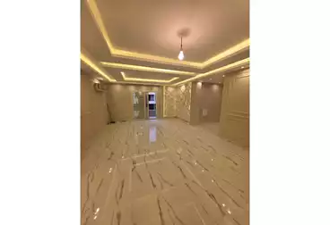 Apartments For sale - 3 rooms - floor 2