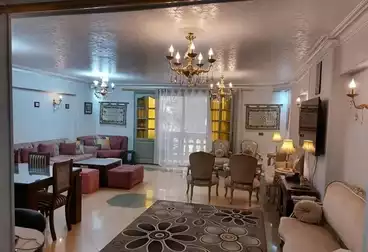 شقق للبيع - 3 غرف - بالدور 1