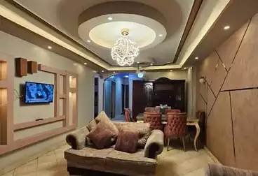 Furnished Apartment For sale - 3 rooms - floor 5
