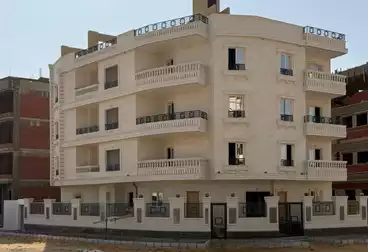 عقارات للبيع - 3 غرف - بالدور 2