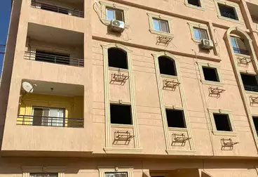 Apartments For sale - 3 rooms - floor 1