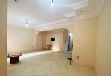 Apartments For sale - 2 rooms - floor 1