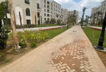 Apartments For rent - 3 rooms - floor 4
