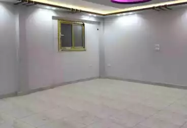 روف للإيجار - 3 غرف - بالدور 10