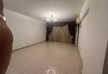 Apartments For sale - 2 rooms - floor 4