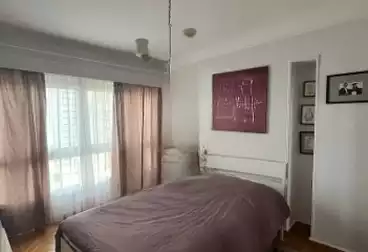 Furnished Apartment For sale - 3 rooms - floor 11