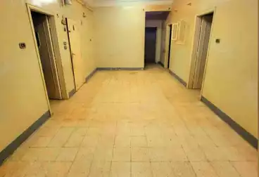 Apartments For sale - 3 rooms - floor 3