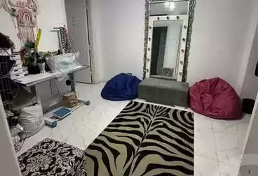 Apartments For sale - 3 rooms - floor 7