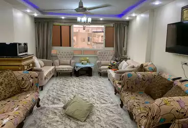 Furnished Apartment For rent - 3 rooms - floor 11
