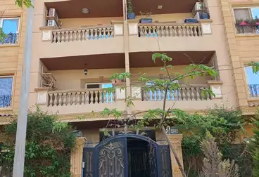 Apartments For sale - 3 rooms - floor 4