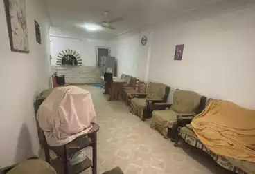 شقق مفروشة للبيع - 2 غرف - بالدور 3