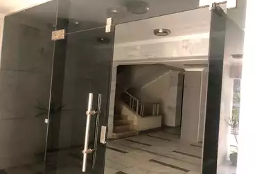 Apartments For sale - 3 rooms - floor 1