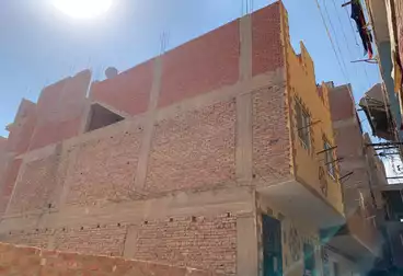 House / Home For sale - 3 rooms