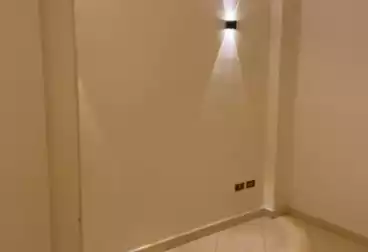 Apartments For sale - 2 rooms - floor 3