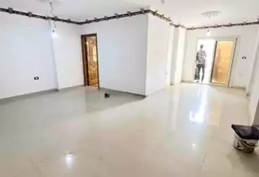 عقارات للبيع - 3 غرف - بالدور 10