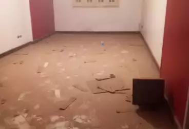 Apartments For sale - 3 rooms - floor 4