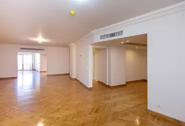 Apartments For sale - 3 rooms - floor 8