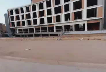 مكاتب للبيع - 1 غرف - بالدور 2