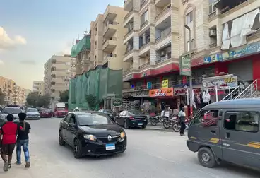 تجاري للإيجار - بالدور 1