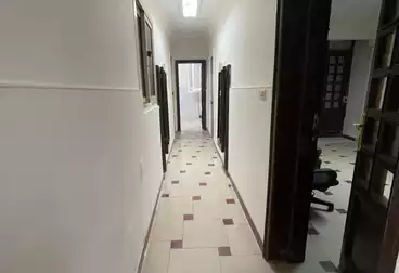 Offices For sale - 4 rooms - floor 1