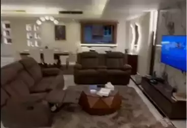 Furnished Apartment For rent - 4 rooms - floor 10