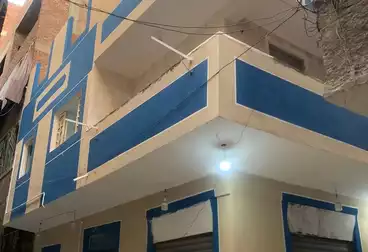 Building For sale - 6 rooms