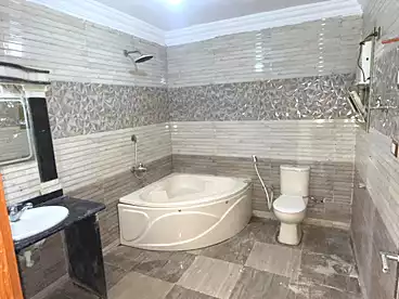 Apartments For sale - 3 rooms - floor 1