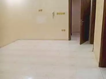 مكاتب للإيجار - 2 غرف - بالدور 3