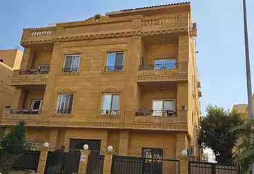 Apartments For sale - 3 rooms - floor 1