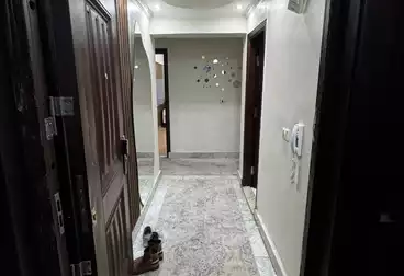 Apartments For sale - 3 rooms - floor 4