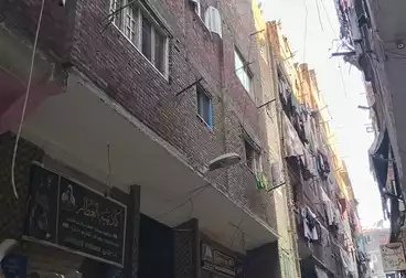 Building For sale - 9 rooms