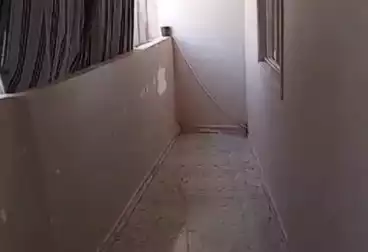 Apartments For sale - 4 rooms - floor 1