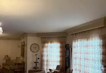 Furnished Apartment For sale - 4 rooms - floor 4