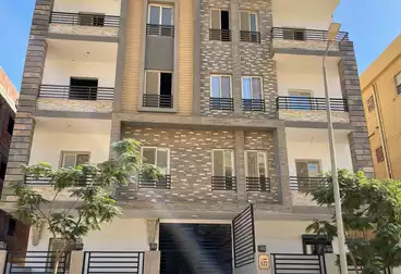 Apartments For sale - 3 rooms - floor 1