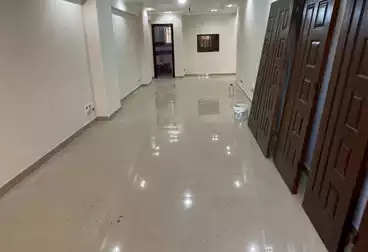 شقق للبيع - 3 غرف - بالدور 1