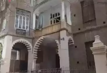 Building For sale - 3 rooms
